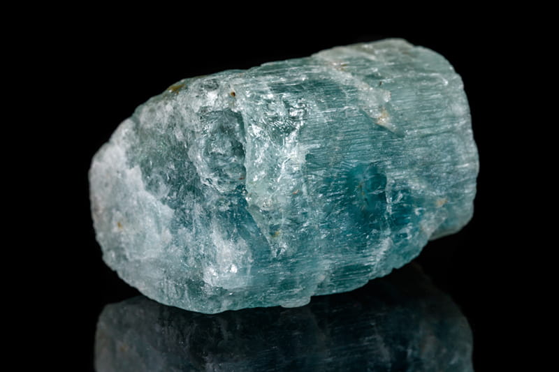 akvamarinas aquamarine