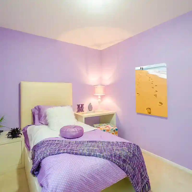 Violetinis interjeras
