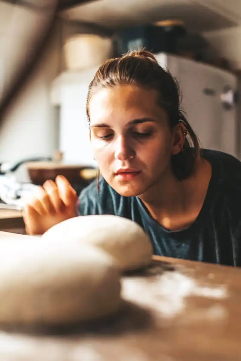 Viktorija Kordiukova duonos kepimas