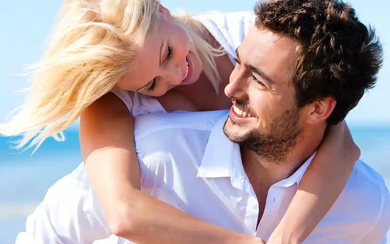 5 jausmai, kurie paskatina vaikiną išsirinkti gyvenimo moterį