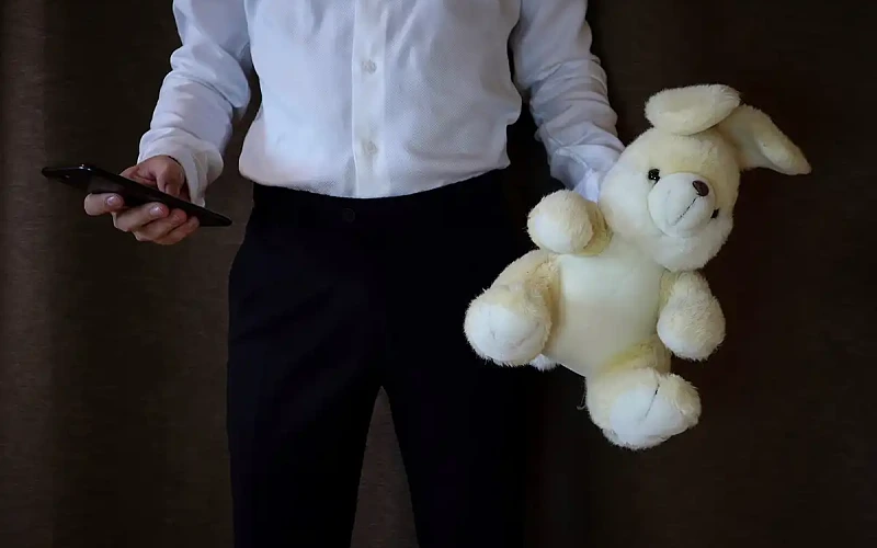 Jaunesnis vyras ir vyresnė moteris