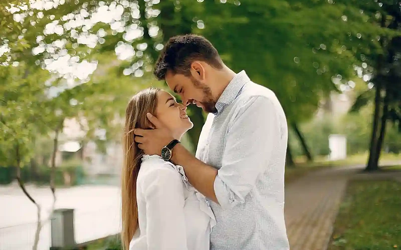 Meilės horoskopas: įsimylėjusių vyrų požymiai